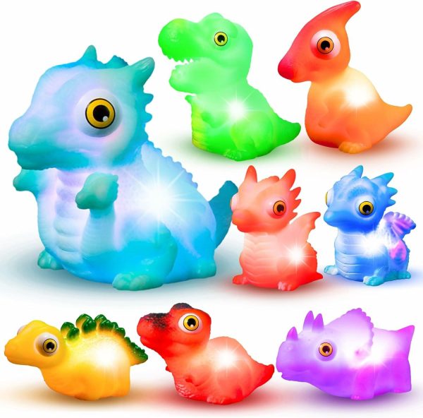 8Pcs Ljusspruta Dinosaurieleksaker  Barnbadleksak  Barn Flashande Färgglad LED Badtuberlek  Badtid Floating Soft Rubber Toy För Spädbarn pojke flicka Födelsedagspresent Simbassäng Partygods Ålder 1 2 3  |   Badleksaker Badleksaker Badleksaker